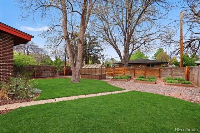 1890 S Monaco Parkway Denver, CO 80224