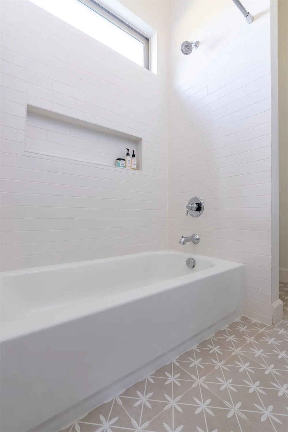 631 San Saba W Midlothian, TX 76065