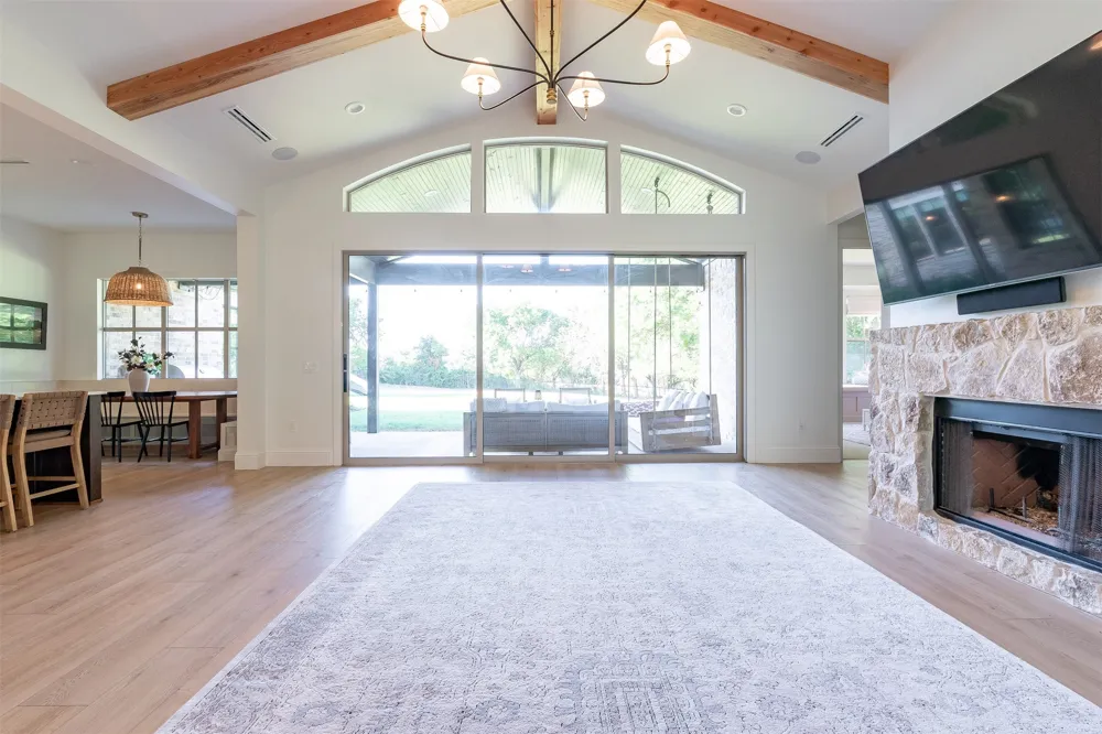 631 San Saba W Midlothian, TX 76065