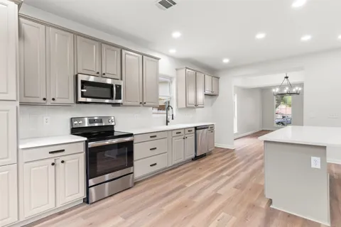 5423 Bryce Canyon Court