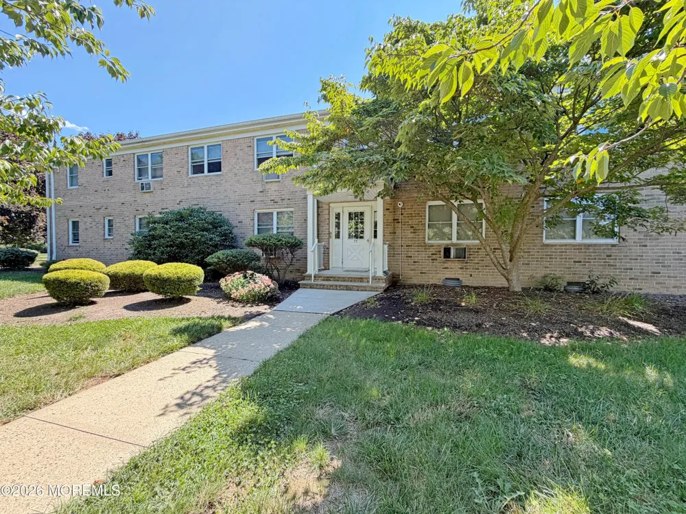 75 Stonehurst Boulevard #F Freehold, NJ 07728