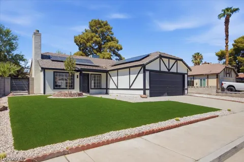 1707 Foxglove Drive