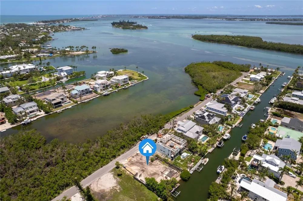 640 LYONS LANE Longboat Key, FL 34228