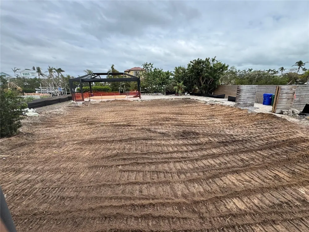 640 LYONS LANE Longboat Key, FL 34228