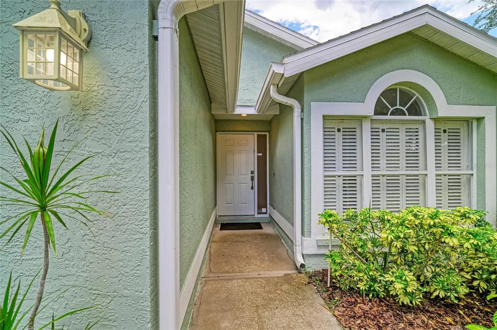 7488 ELEANOR CIRCLE Sarasota, FL 34243