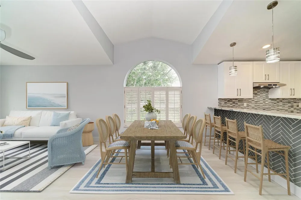 7488 ELEANOR CIRCLE Sarasota, FL 34243
