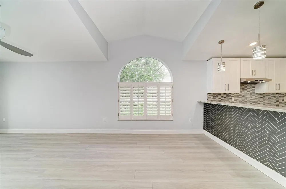 7488 ELEANOR CIRCLE Sarasota, FL 34243