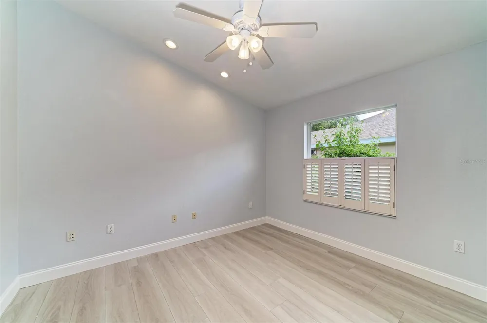 7488 ELEANOR CIRCLE Sarasota, FL 34243
