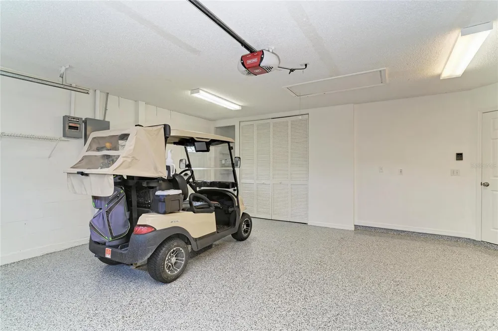 7488 ELEANOR CIRCLE Sarasota, FL 34243
