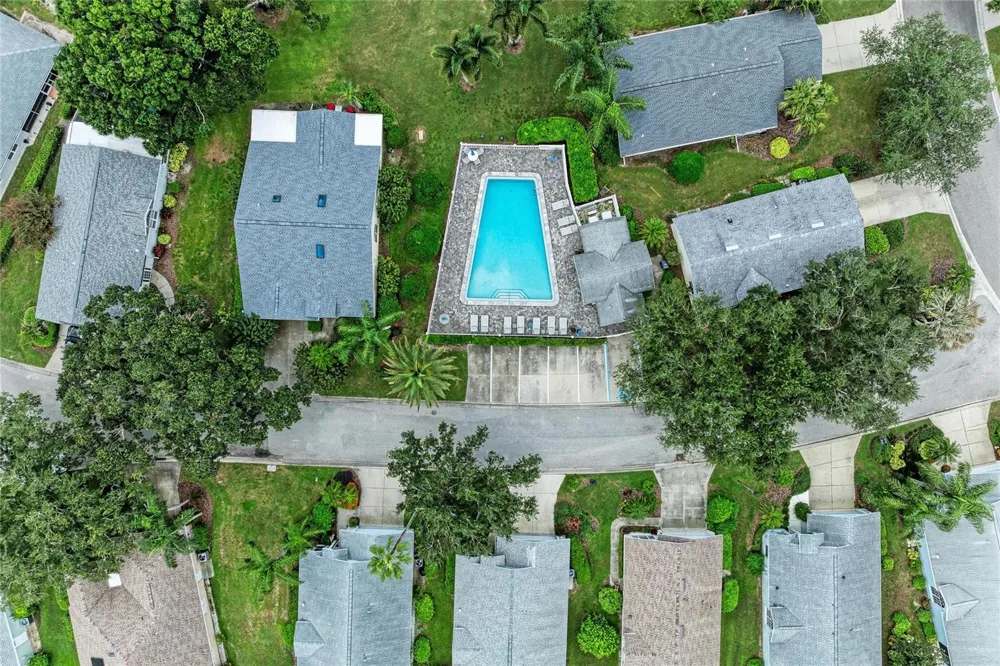 7488 ELEANOR CIRCLE Sarasota, FL 34243