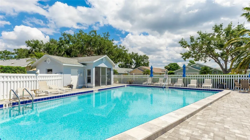 7488 ELEANOR CIRCLE Sarasota, FL 34243