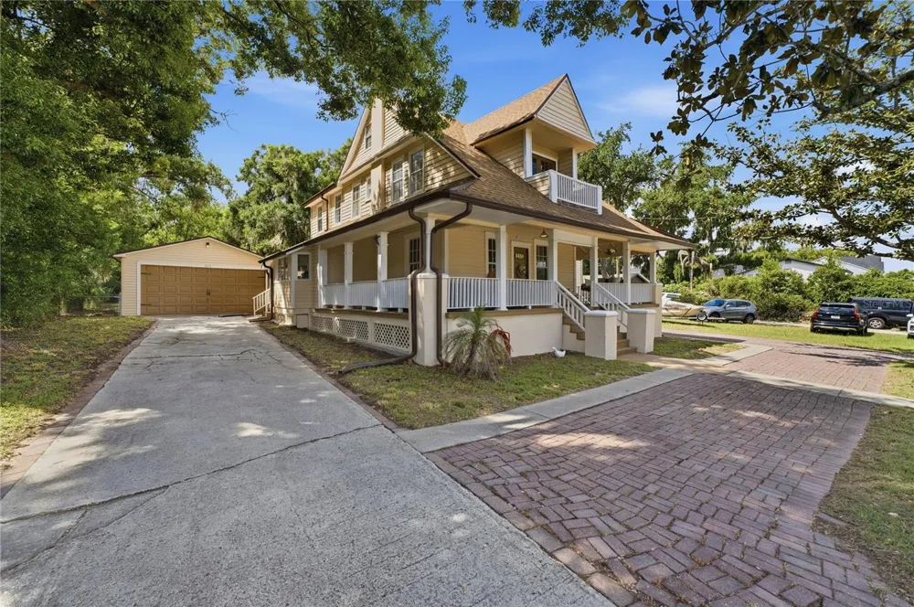 535 W OSCEOLA STREET Clermont, FL 34711