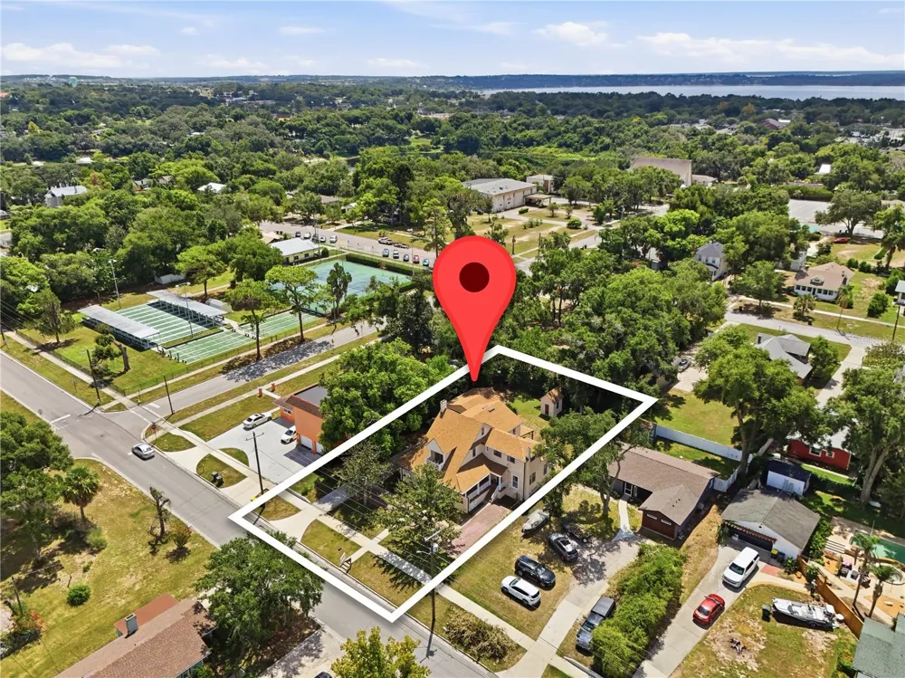 535 W OSCEOLA STREET Clermont, FL 34711