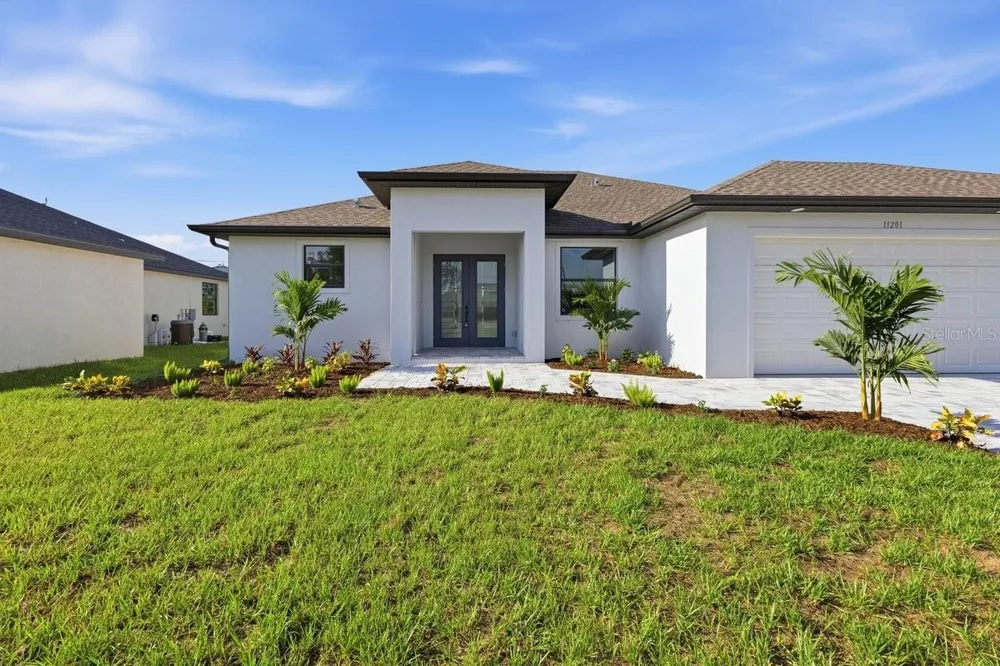 11201 CHALET AVENUE Englewood, FL 34224