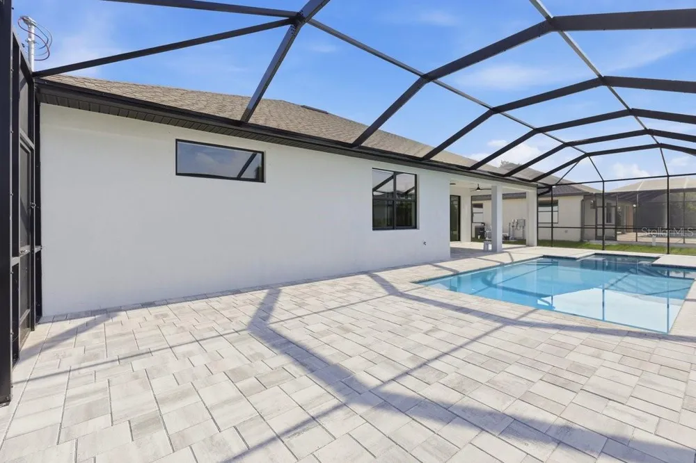 11201 CHALET AVENUE Englewood, FL 34224