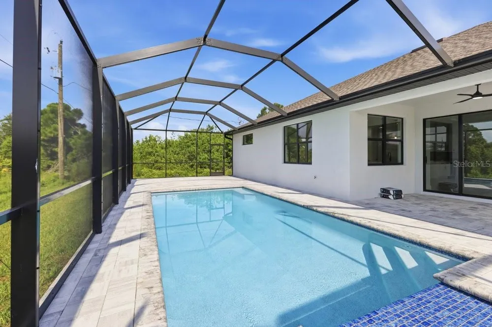 11201 CHALET AVENUE Englewood, FL 34224