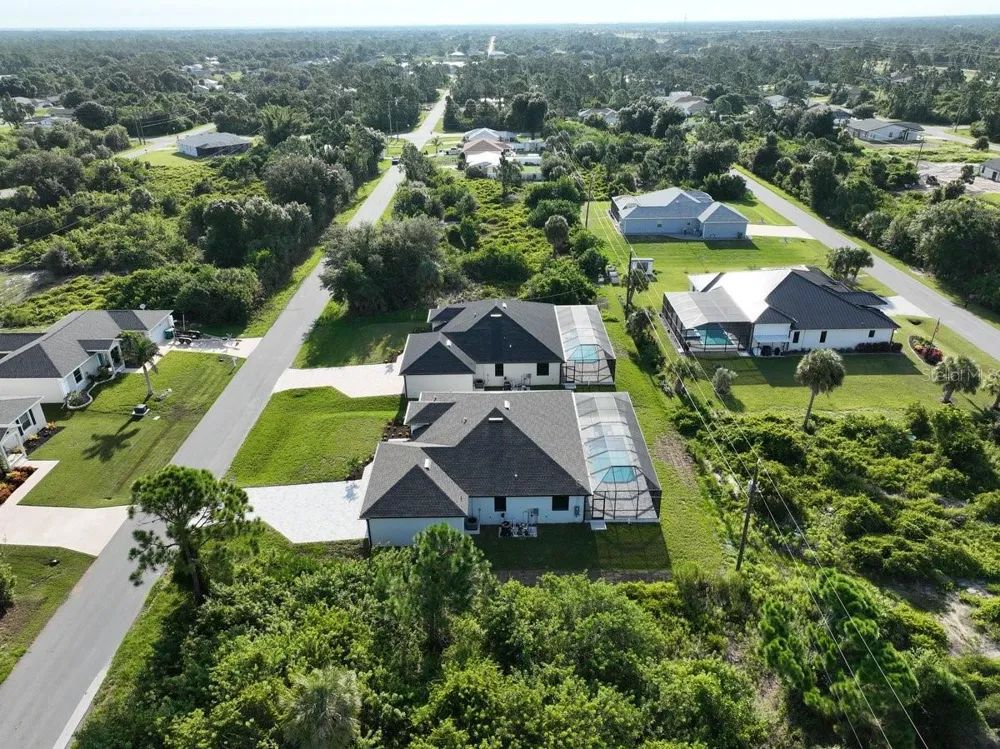 11201 CHALET AVENUE Englewood, FL 34224