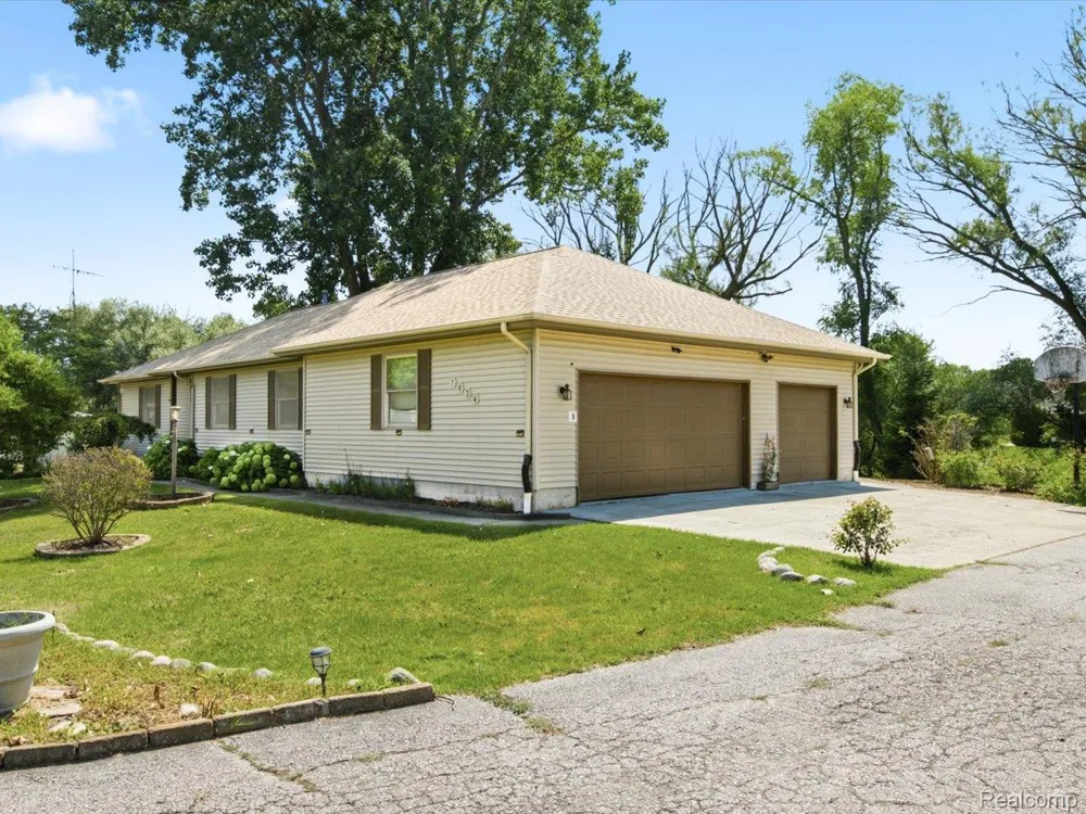 7034 Lake Street Lexington Township, MI 48450