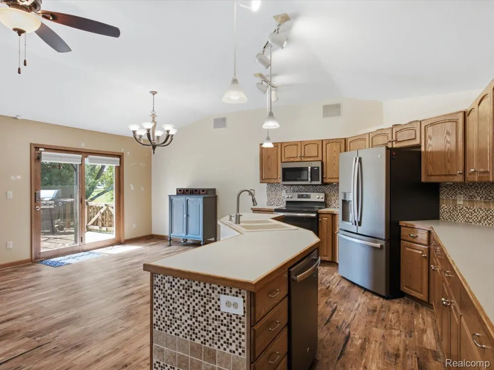 7034 Lake Street Lexington Township, MI 48450