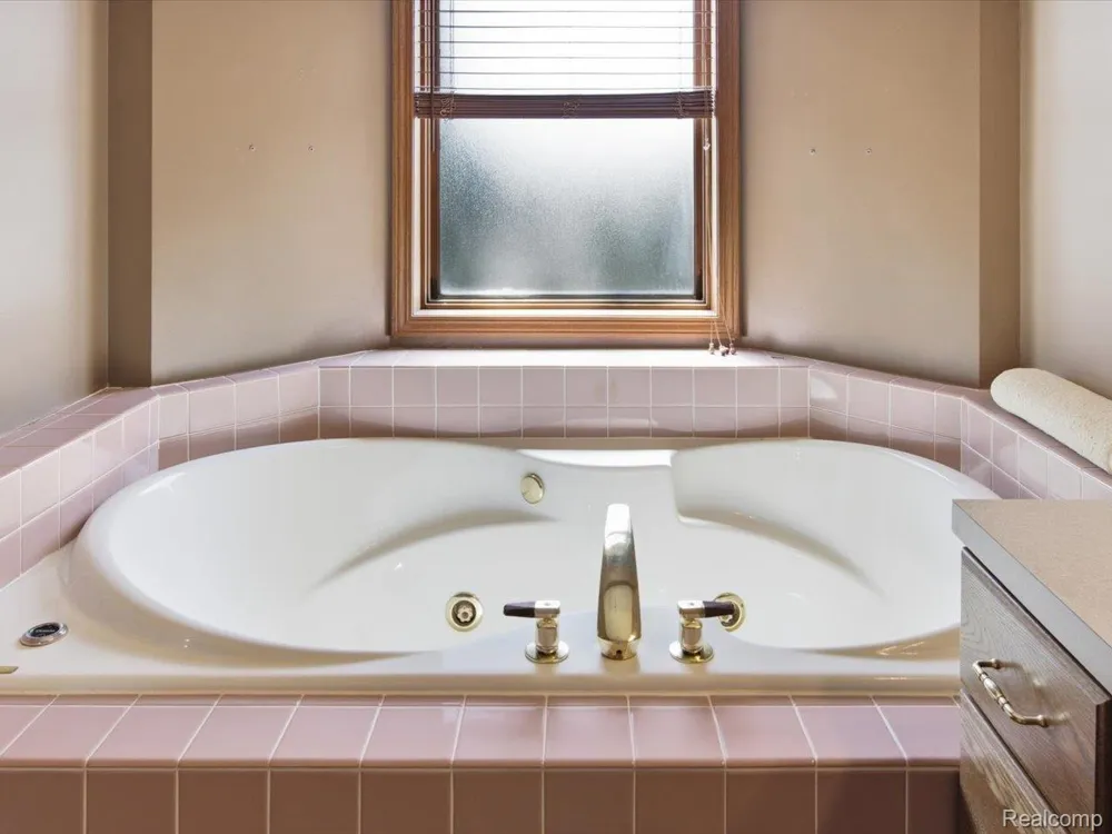 7034 Lake Street Lexington Township, MI 48450