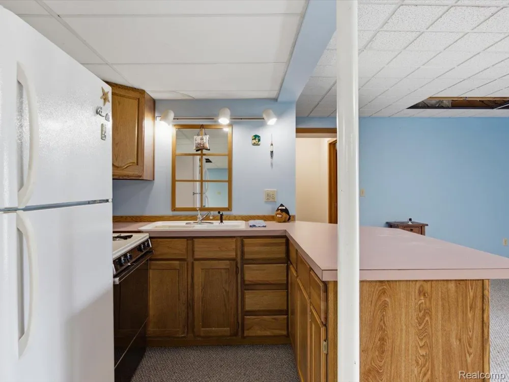 7034 Lake Street Lexington Township, MI 48450