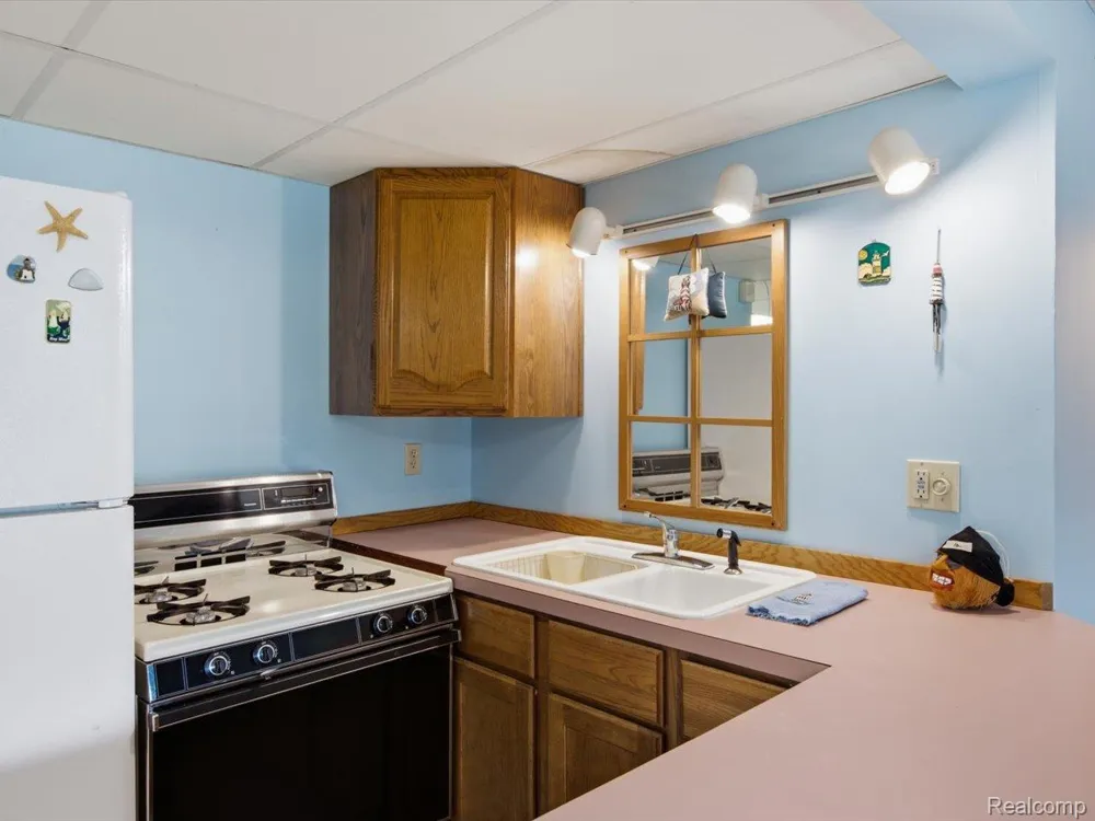 7034 Lake Street Lexington Township, MI 48450