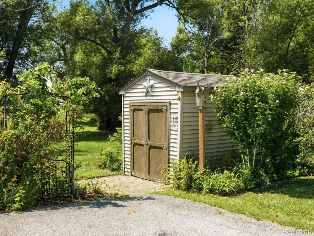 7034 Lake Street Lexington Township, MI 48450
