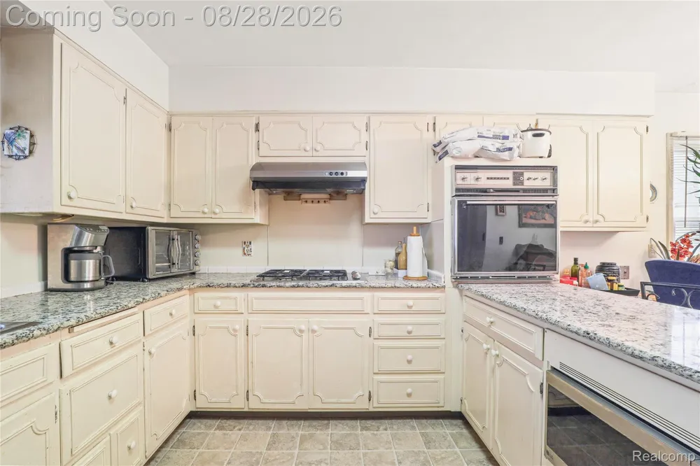 3102 Westwood Parkway Flint City, MI 48503