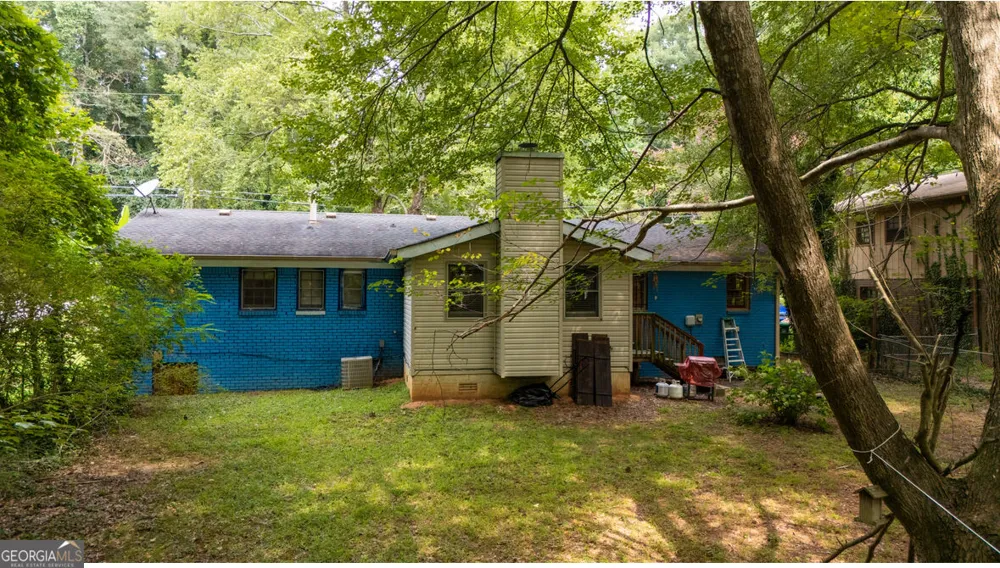 613 Sheppard Rd Stone Mountain, GA 30083