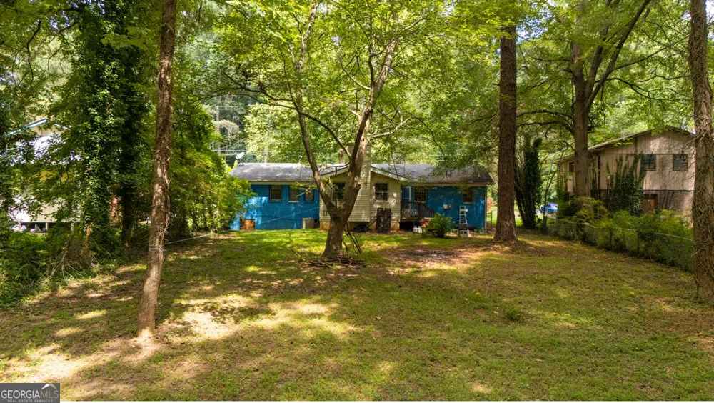 613 Sheppard Rd Stone Mountain, GA 30083