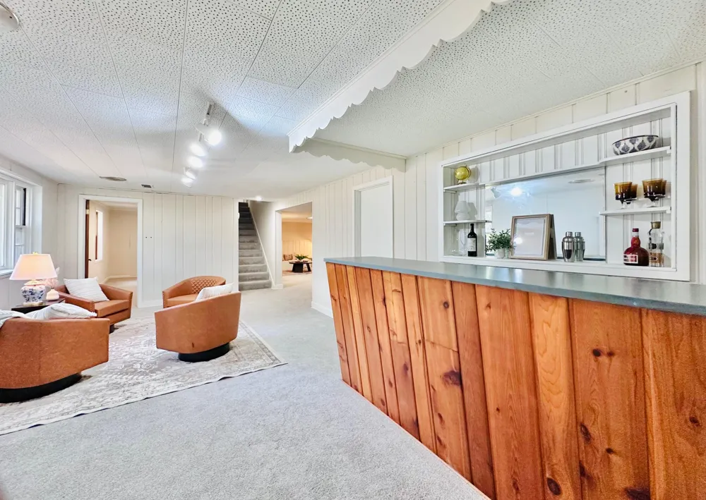 2408 W 65 1/2 STREET Richfield, MN 55423