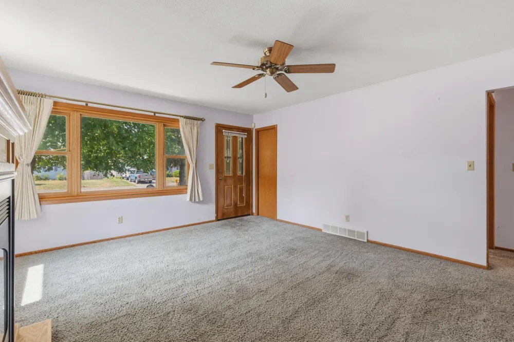 1228 Lincoln Avenue Saint Paul Park, MN 55071