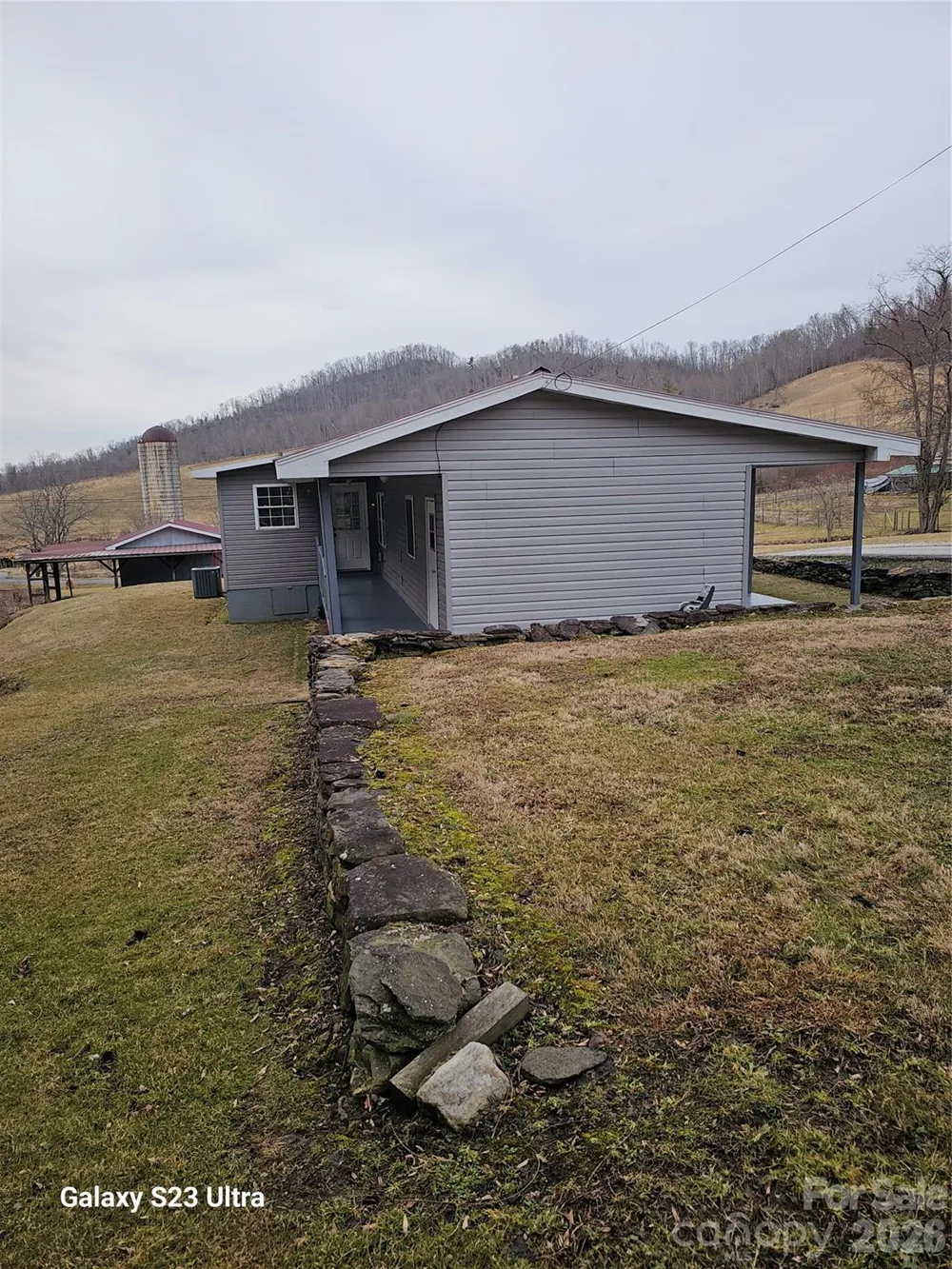 656 Water Street Bakersville, NC 28705
