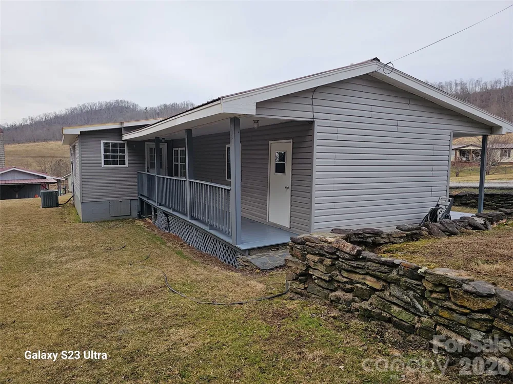656 Water Street Bakersville, NC 28705
