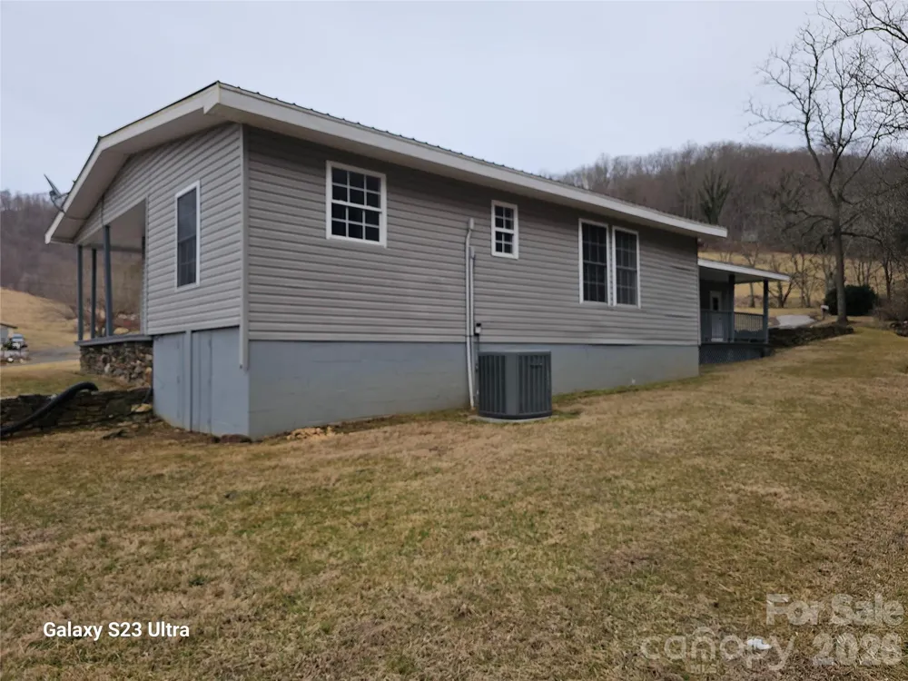 656 Water Street Bakersville, NC 28705
