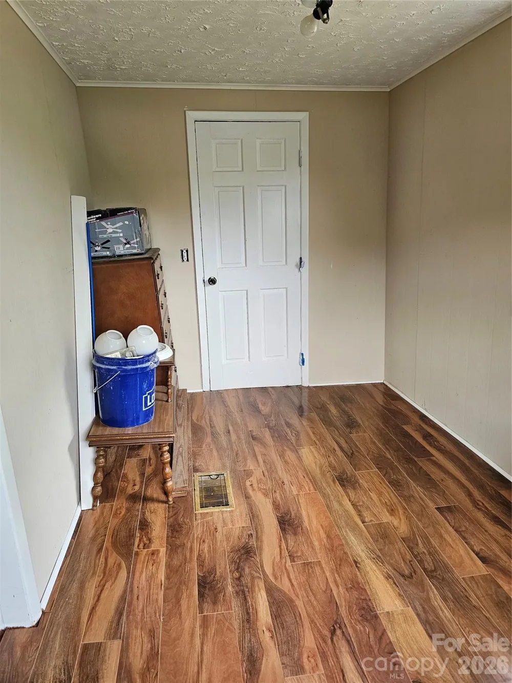 656 Water Street Bakersville, NC 28705