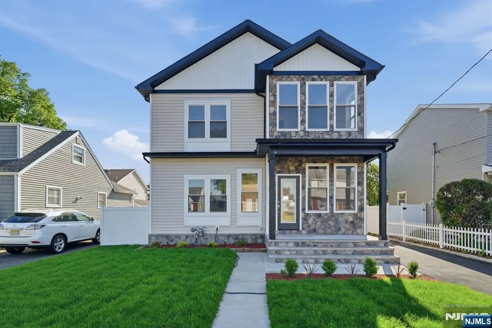 588 Maple Avenue Saddle Brook, NJ 07663