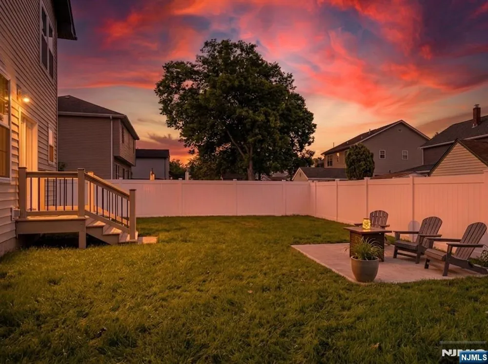 588 Maple Avenue Saddle Brook, NJ 07663