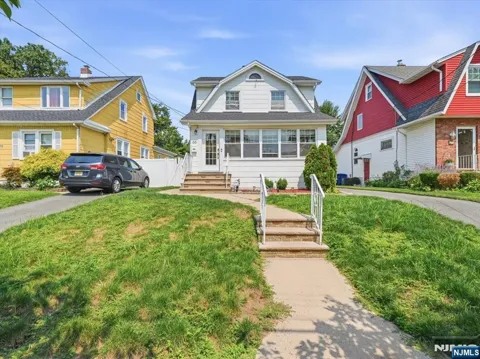 66 Ross Avenue