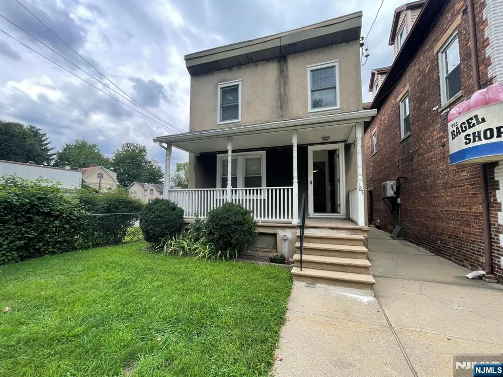 181 County Road 1st Floor Tenafly, NJ 07670