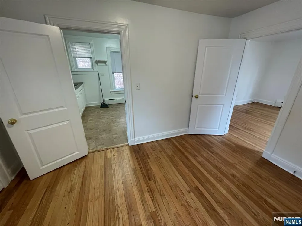 181 County Road 1st Floor Tenafly, NJ 07670