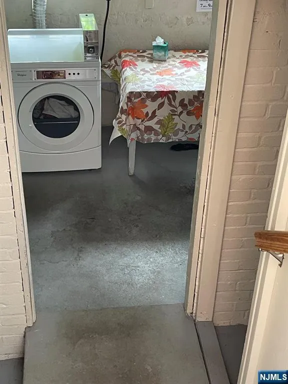 181 County Road 1st Floor Tenafly, NJ 07670