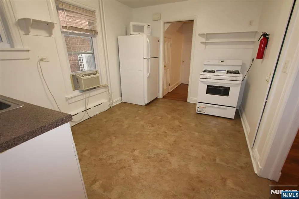 181 County Road 1st Floor Tenafly, NJ 07670