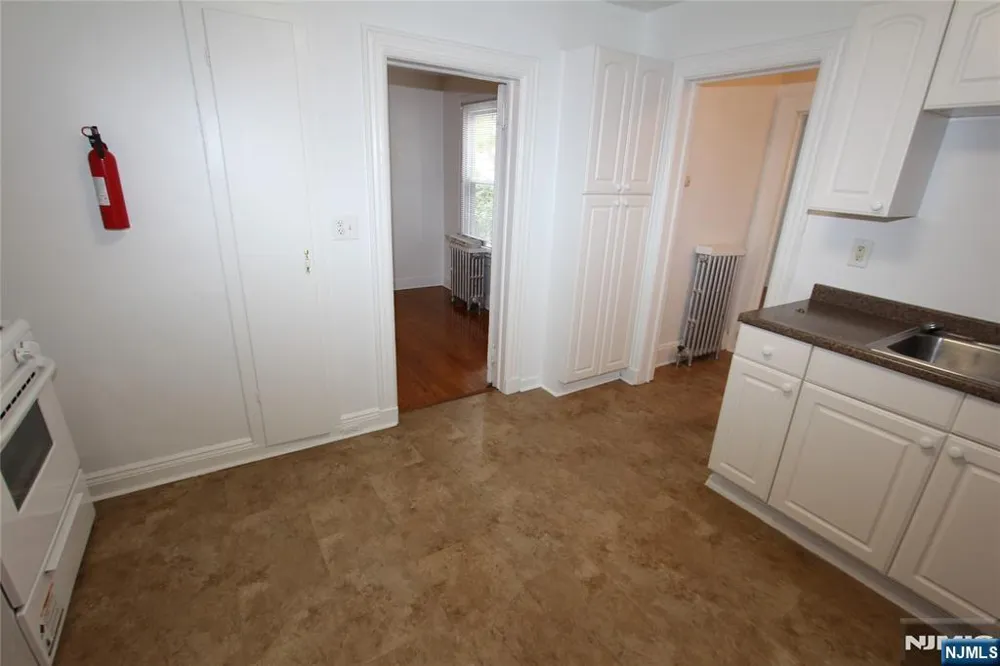 181 County Road 1st Floor Tenafly, NJ 07670