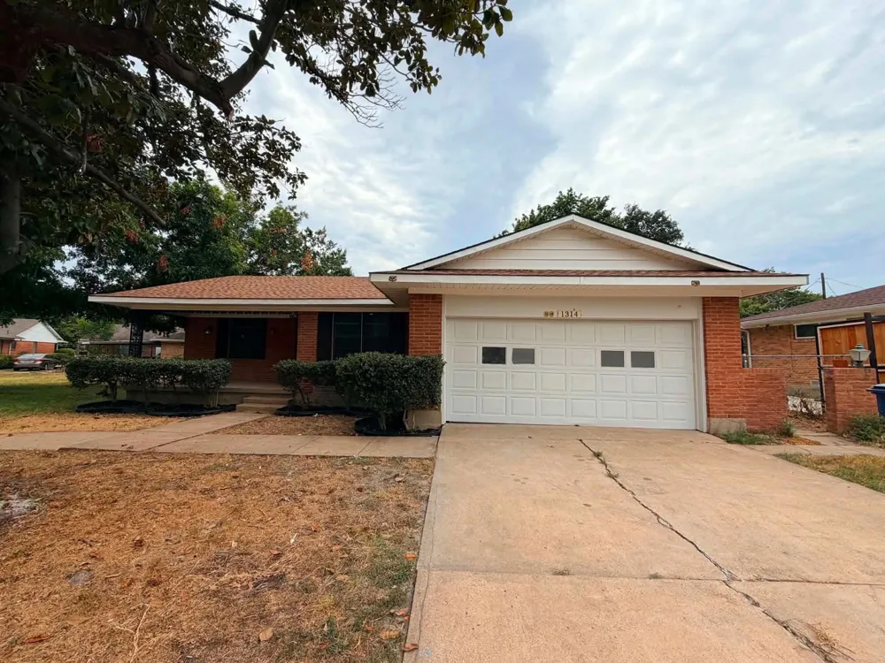 1314 Charleston Drive Garland, TX 75041