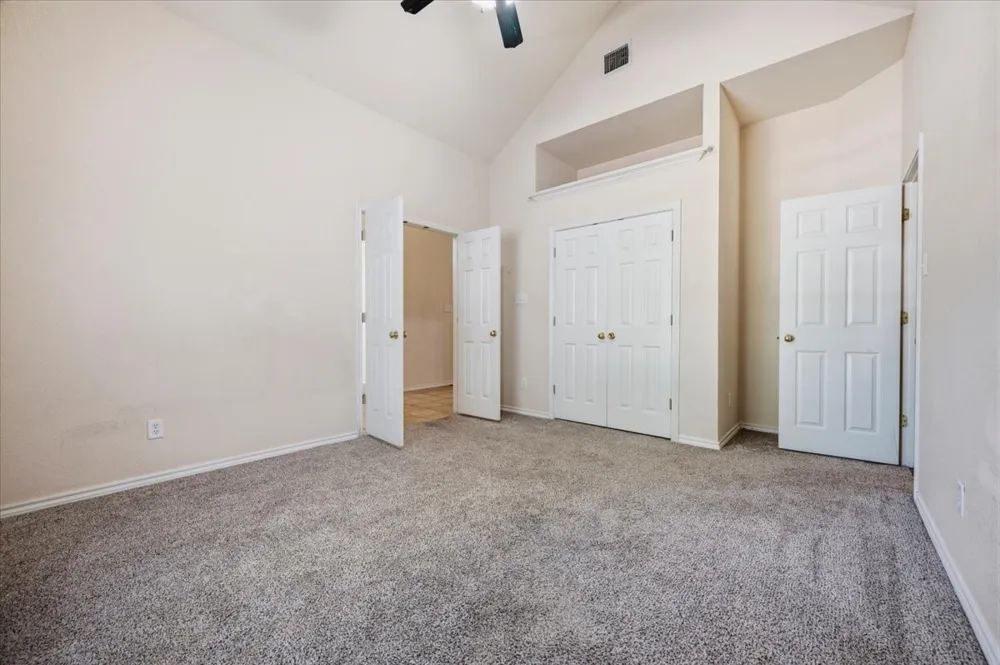 7408 Rolling Hills Drive Benbrook, TX 76126