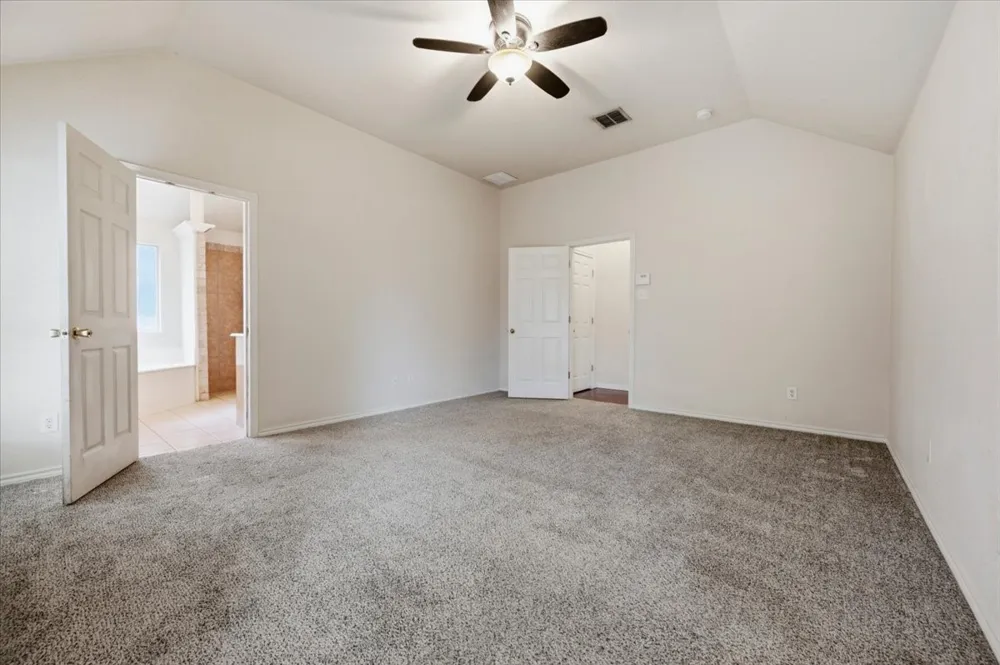 7408 Rolling Hills Drive Benbrook, TX 76126