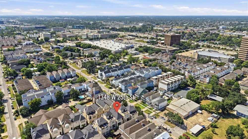 1348 W 25th Street Houston, TX 77008