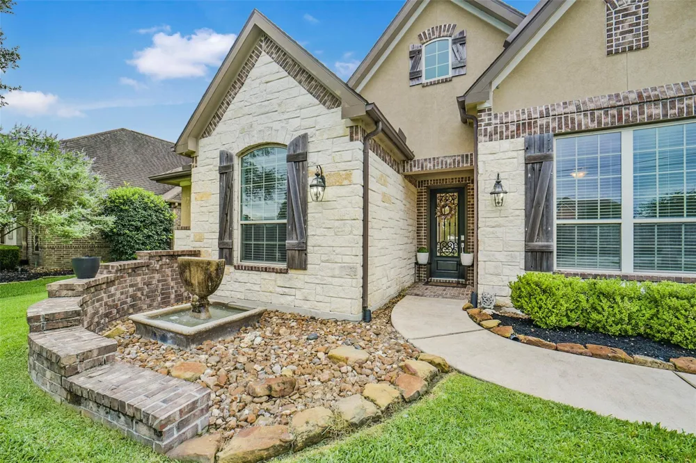 21011 Atascocita Point Drive Humble, TX 77346