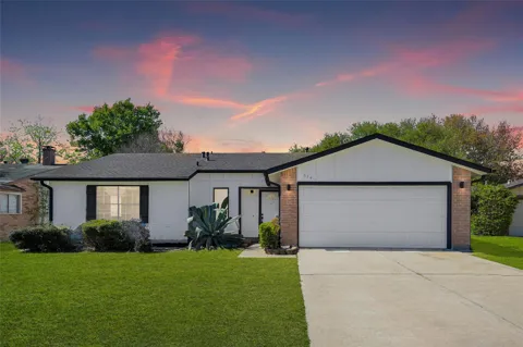 914 Cheyenne Meadows Drive